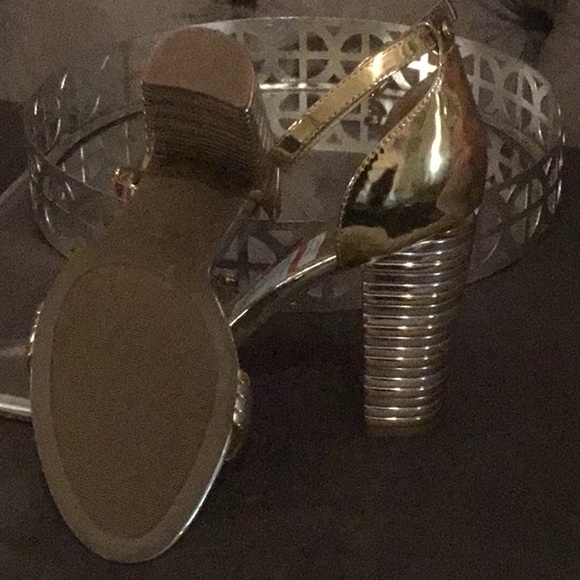 Shoe Glam - Picture 3 of 4